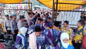 Calon-jemaah-haji-CJH-Lampung-bersiap-berangkat-ke-tanah-suci.jpg
