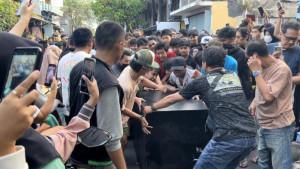 Daftar-Mobil-dan-Motor-Mewah-Milik-Ahmad-Sahroni-Total-Ada-27-Unit-Senilai-Rp-38-M.jpg