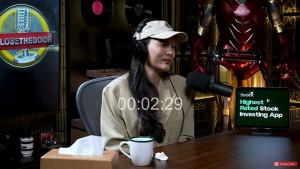 Erika-Carlina-Menangis.jpg