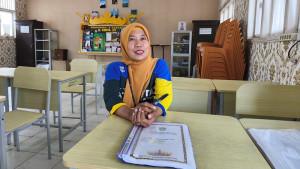 Guru-Koordinator-program-MBG-di-SMPN-25-Bandar-Lampung.jpg