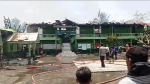 Insiden-kebakaran-menghanguskan-dua-bangunan-gedung-Mts-NU-Krui.jpg