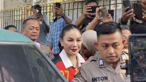 KASUS-NIKITA-MIRZANI-Nikita-Mirzani-di-PN-Jakarta-Selatan.jpg