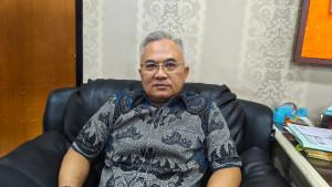 Ketua-Pansus-Investasi-Yozi-Rizal.jpg