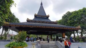 Makam-Bung-Karno-alias-Ir-Soekarno-diusulkan-menjadimakam-nasional.jpg