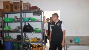PANTAU-SPPG-Tim-pengawas-dari-Itwasda-Polda-Lampung.jpg