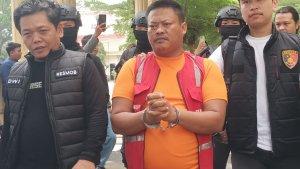 PELAKU-PEMBUNUHAN-Nopri-Ardi-tersangka.jpg