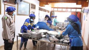 PERIKSA-BERKALA-Ketua-SPPG-Polres-Way-Kanan67.jpg