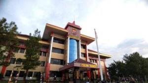 POLISI-Suasana-gedung-Polda-Sumut-difoto.jpg