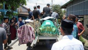 Pasutri-meninggal-bersama-hanya-selang-waktu-dua-jam-di-Soppeng-Sulawesi-Selatan.jpg