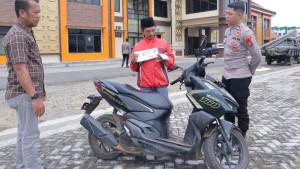 Satreskrim-Polres-Pringsewu-mengembalikan-motor-hasil-penggelapan.jpg