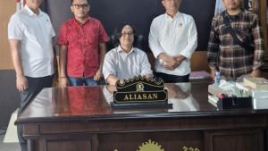 Silaturahmi-dengan-ketua-DPRD-Tuba-dok.jpg