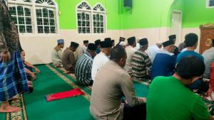TEBAR-PESAN-KAMTIBMAS-Personel-Polres-Metro56.jpg