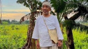 Tangis-Abah-Qomar-Pecah-Saat-Beberkan-Kebaikan-Eko-Patrio.jpg