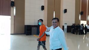 Tersangka-Fj-dihadirkan-dalam-konferensi-pers.jpg