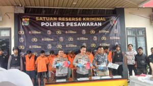 Wakapolres-Pesawaran-imbau-warga-serahkan-senpi-ilegal.jpg