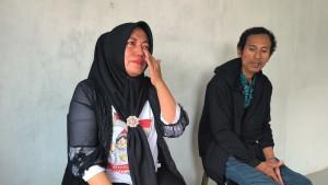 Wirnawati-dan-Abqori-orang-tua-almarhum-Pratama-Wijaya-Kusuma.jpg