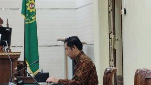 menolak-keterangan-ahli.jpg