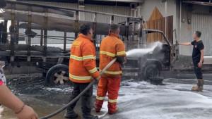 truk-terbakar-di-Pringsewu.jpg