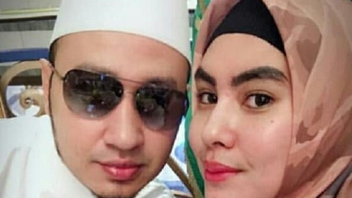 Setelah Disebut Sudah Menikah di Tanah Suci, Kartika Putri Akhirnya Posting Foto Bersama Suami