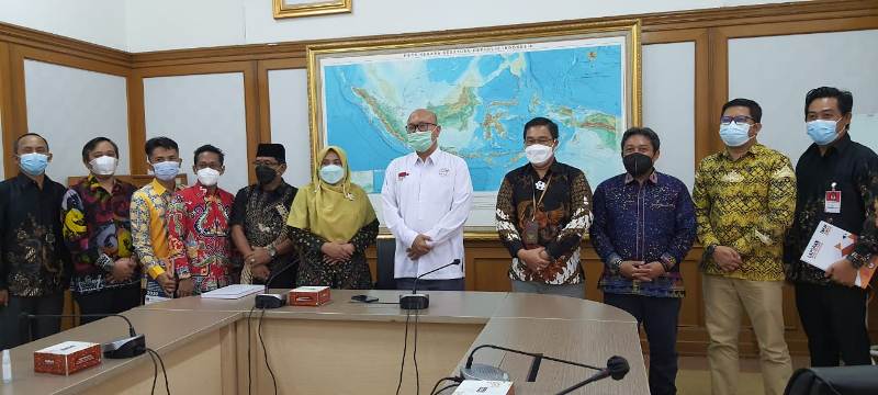 8-kpu-kabupatenkota-sampaikan-laporan-akhir-pilkada-2020-ke-kpu-ri.jpg