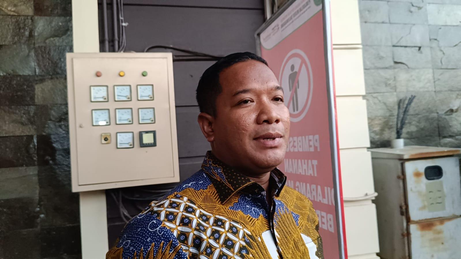 Sekda Lamteng Tetap Berkantor meski Tersangka, Kuasa Hukum Pastikan Kooperatif - Tribunlampung.co.id