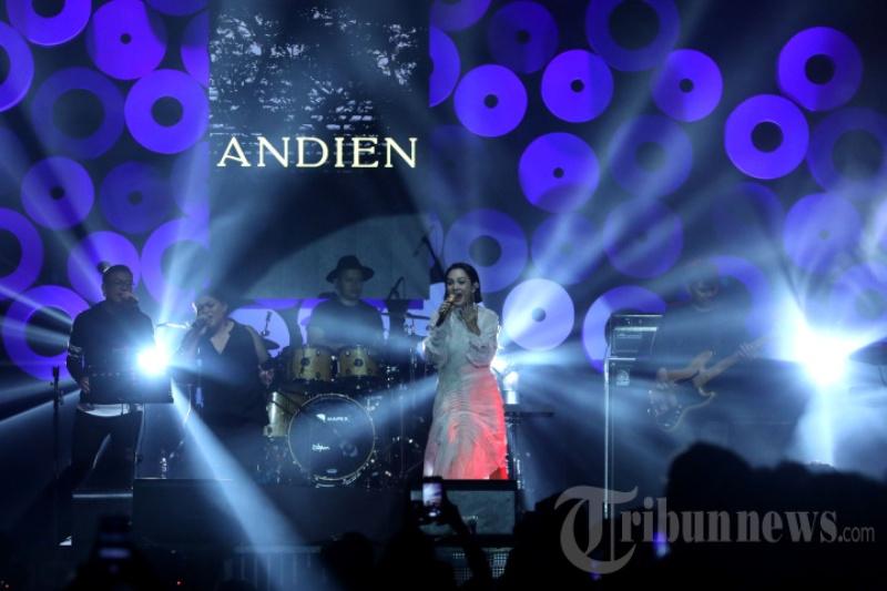 Beredar Isu Rusuh, Andien Rela Tak Tuntas Nyanyi saat Berdendang Bergoyang