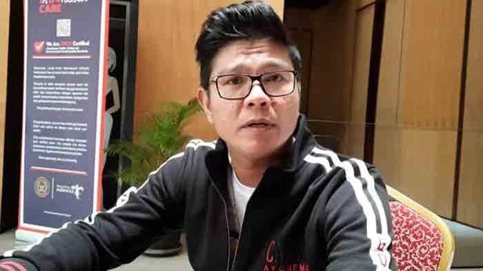 Andika-Kangen-Band-bercerita-dulu-dirinya-hanyalah-seorang-penjaga-sandal.jpg