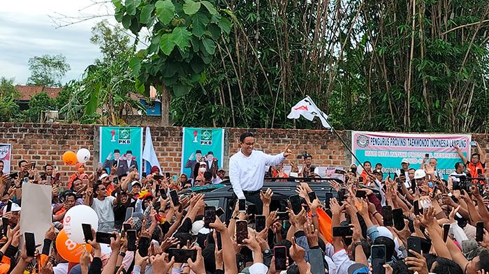 Anies-Baswedan-Saksi-AMIN-di-GOR-Podomoro-Lampung-Selatan-Minggu-1412024.jpg