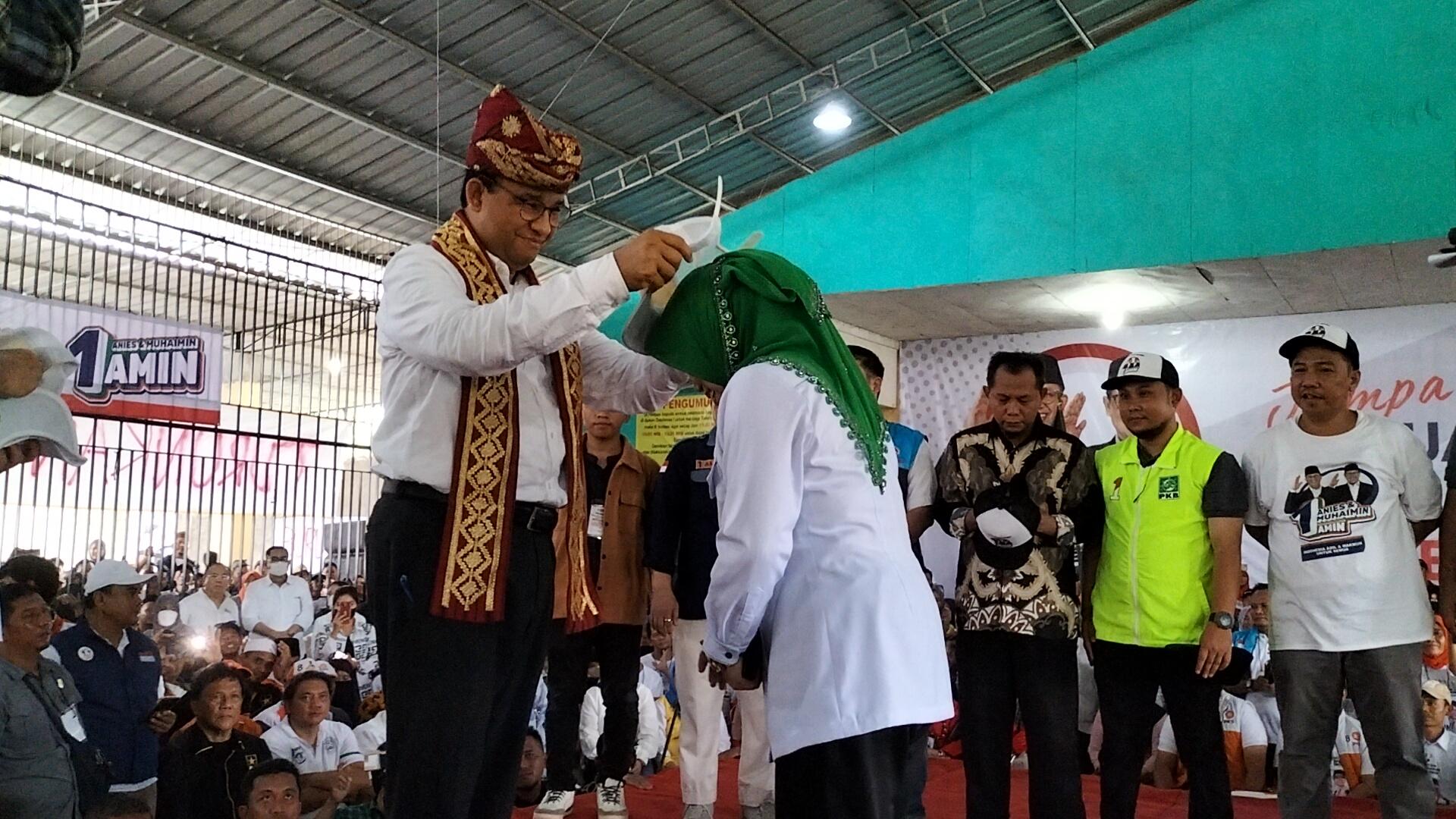 Anies-Baswedan-saat-menghadiri-acara-Jumpa-Relawan.jpg