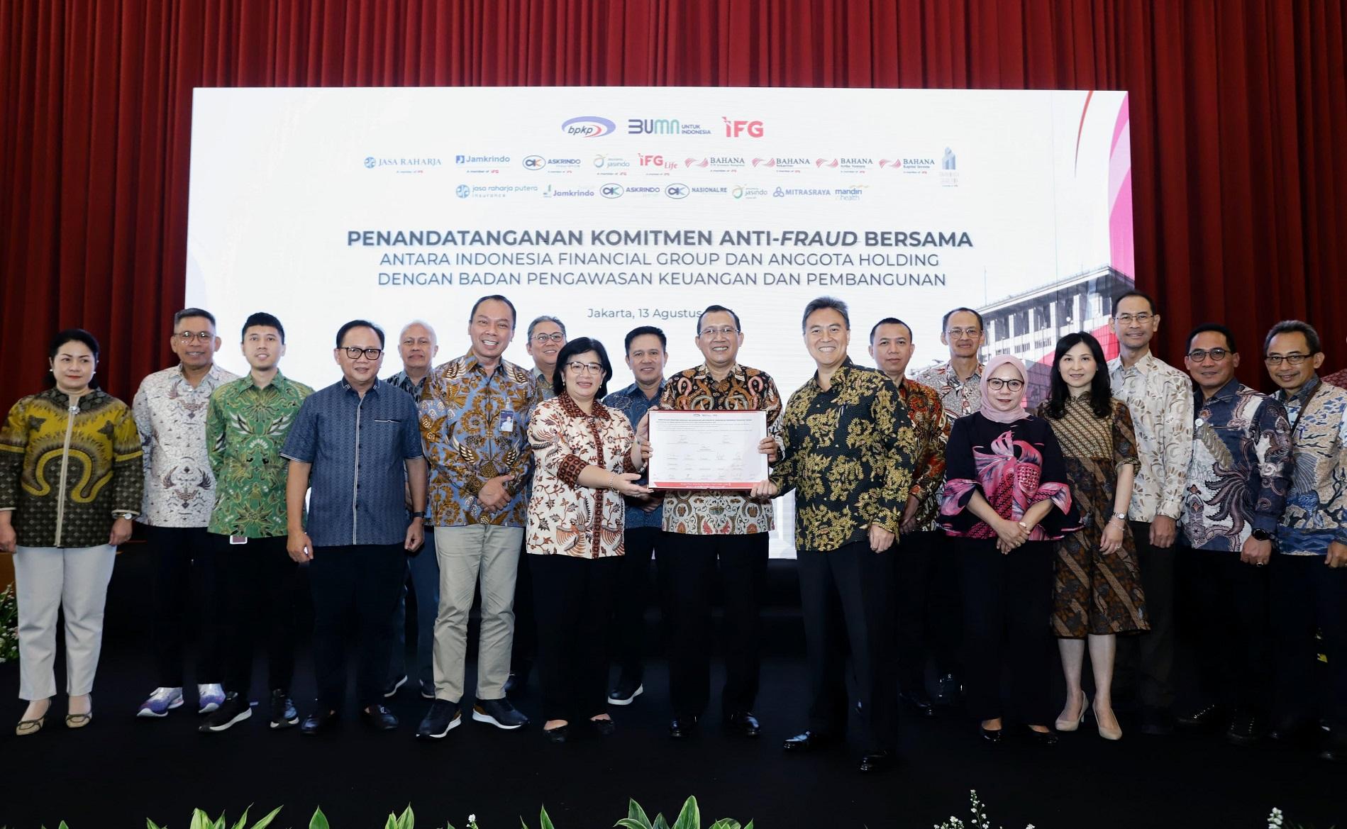 Anti-Fraud-yang-disaksikan-BPKP12.jpg<pf>Jasa-Raharja-dan-seluruh-anggota-Holding-IFG567.jpg<pf>Jasa-Raharja-dan-seluruh-anggota-Holding-IFG-768.jpg<pf>seluruh-anggota-Holding-IFG-65.jpg