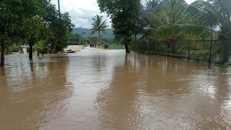 BPBD-Tanggamus-Lampung-menyebutkan-13-pekon-di-Kecamatan-Semaka-terendam-banjir.jpg