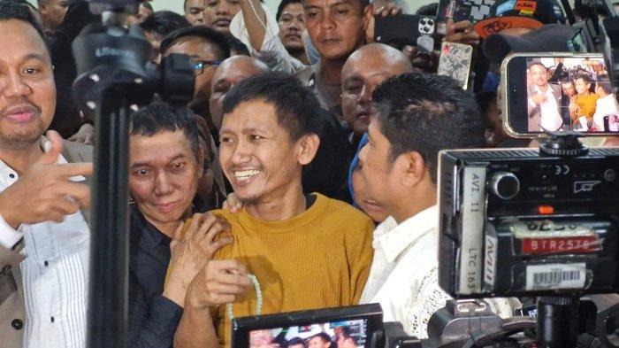 Bebas-dari-Jerat-Kasus-Vina-Cirebon-Pegi-Layangkan-Tantangan-Terbuka-ke-Aep.jpg