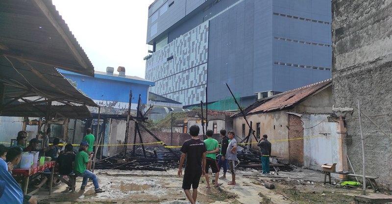 Breaking-News-Kebakaran-Mess-Milik-Hotel-Grand-Mercury-di-Bandar-Lampung-Hebohkan-Warga.jpg