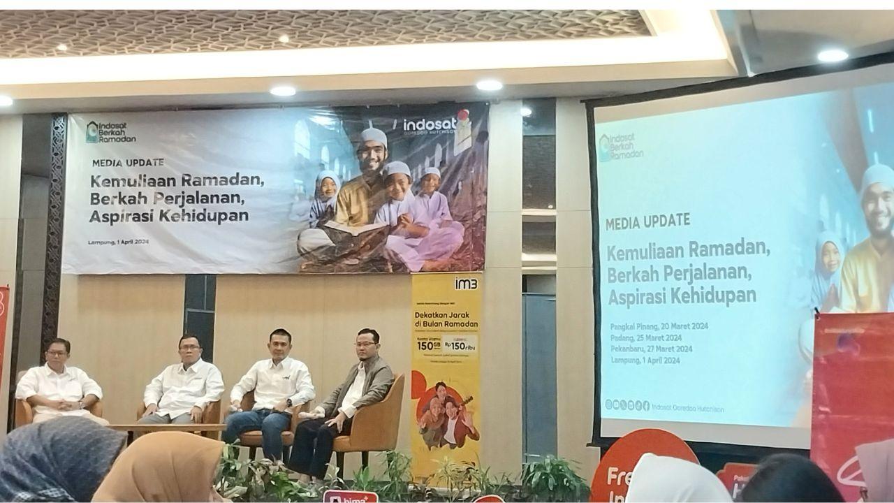 Buka-bersama-Indosat-Ooredoo-Hutchison-saat-menggelar-kegiatan.jpg