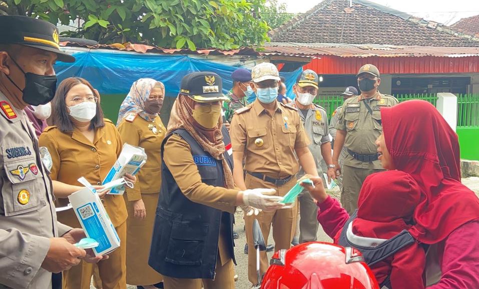 Pemkab, Polres, dan Kodim Tanggamus Lampung Kompak Gelar Operasi Yustisi Prokes di Empat Pasar