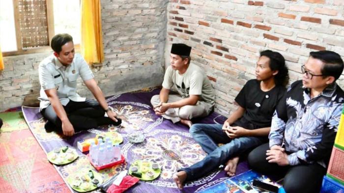 Cerita-Aji-Pulang-dari-Jerat-Calo-Kapal-Ikan-Kerja-Berat-Gaji-Tak-Dibayar.jpg