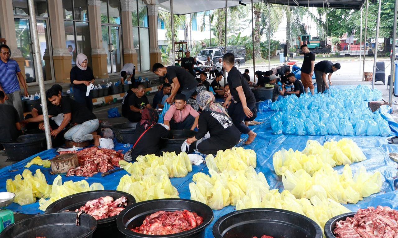 DISTRIBUSIKAN-DAGING-KURBAN-PTPN-IV-PalmCo-567.jpg
