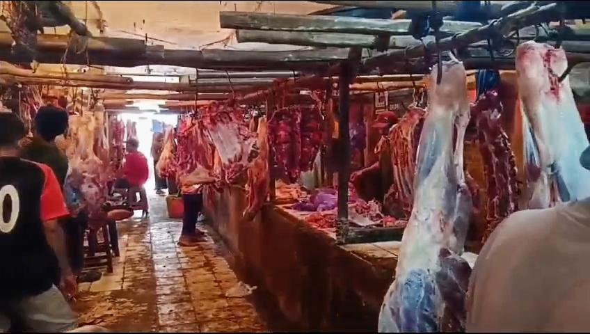 Daging-di-Pasar-Bandar-Jaya-Lampung-Tengah.jpg