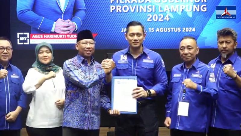 Demokrat Usung Duet Mirza-Jihan, AHY Serahkan Rekomendasi untuk Pilkada Lampung 2024