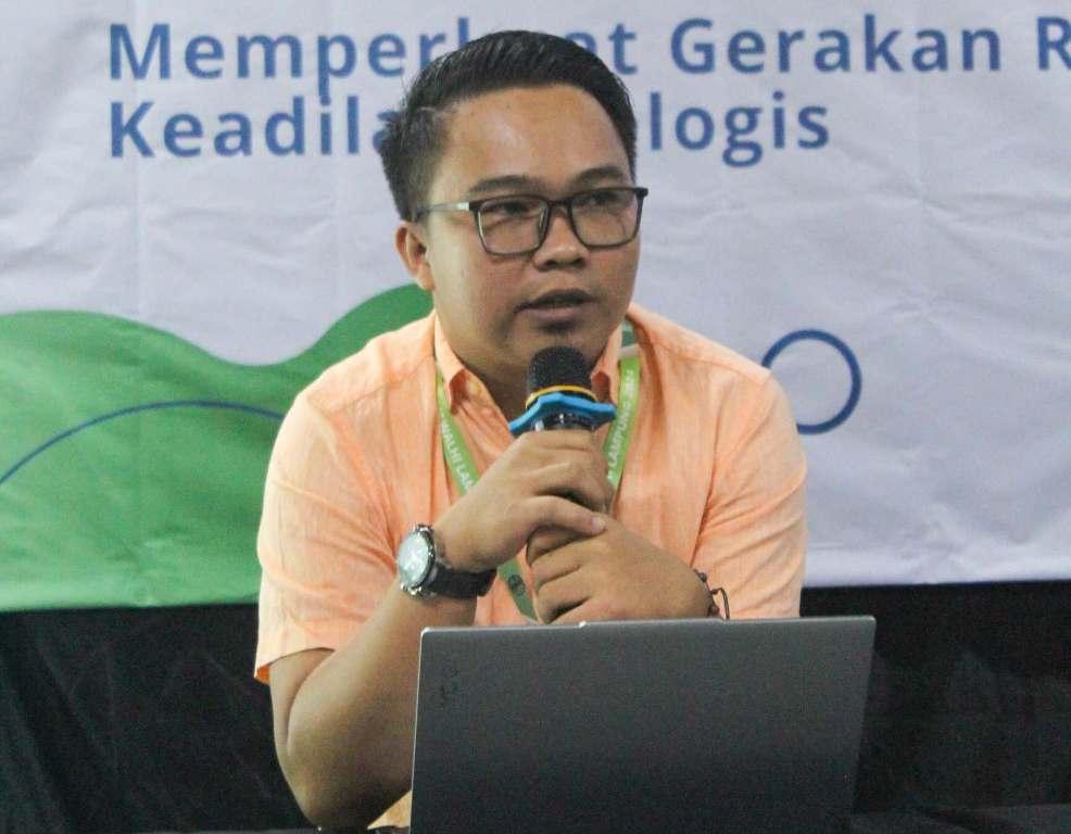 Direktur-Walhi-Lampung-Irfan-Tri-Musri-5.jpg