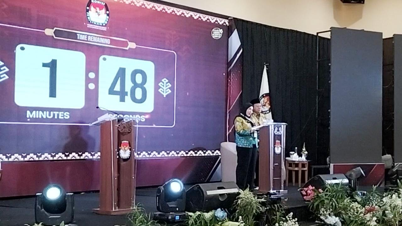 Debat Perdana Pilwakot Bandar Lampung 2024, Eva Dwiana Lanjutkan Program Periode Pertama
