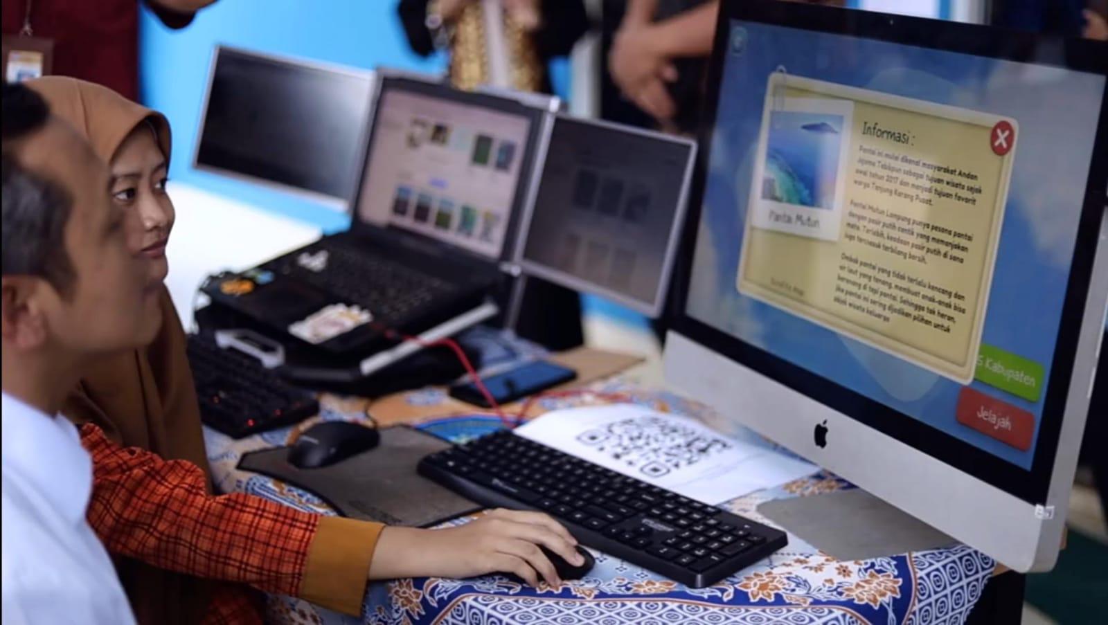 Siswi SMP Lampung Unjuk Game Buatannya ke Wawen Dikdasmen,  Fitria Ngaku Sempat Grogi