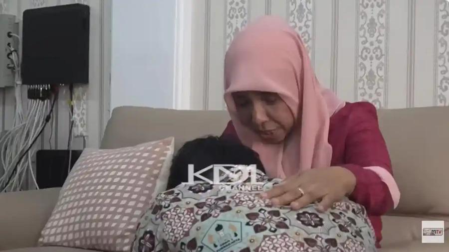 GURU-DIEJEK-SISWA-Tangkapan-layar-sebuah.jpg