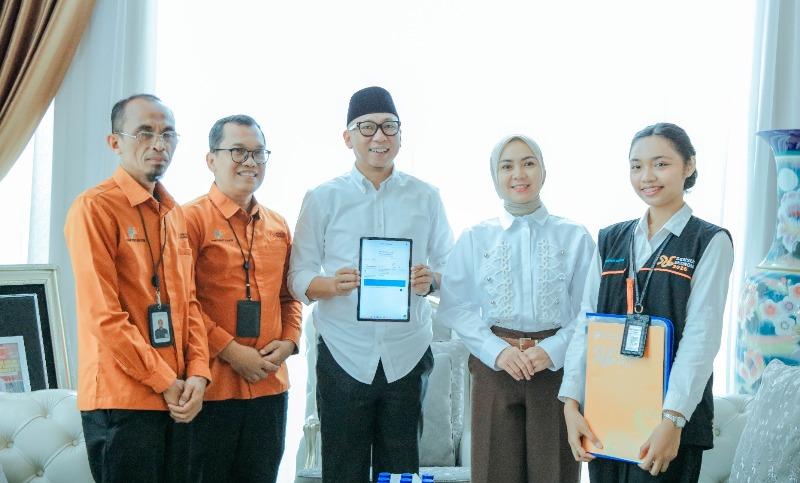 Gubernur-orang-pertama-yang-didata-BPS-dalam-Sensus-Ekonomi-2026.jpg