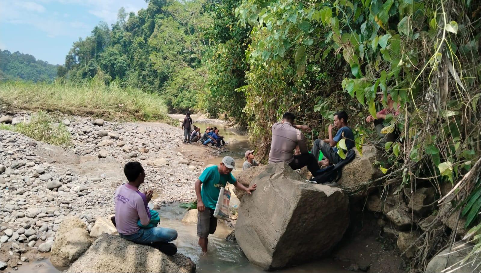 Sugiyo Hilang Saat Memancing di Way Semuong, Tim Gabungan Sisir Sungai