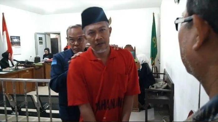 Hakim 'Loloskan' Herianton dari Hukuman Mati meski Terbukti Bunuh Selingkuhan Istri - Tribunlampung.co.id