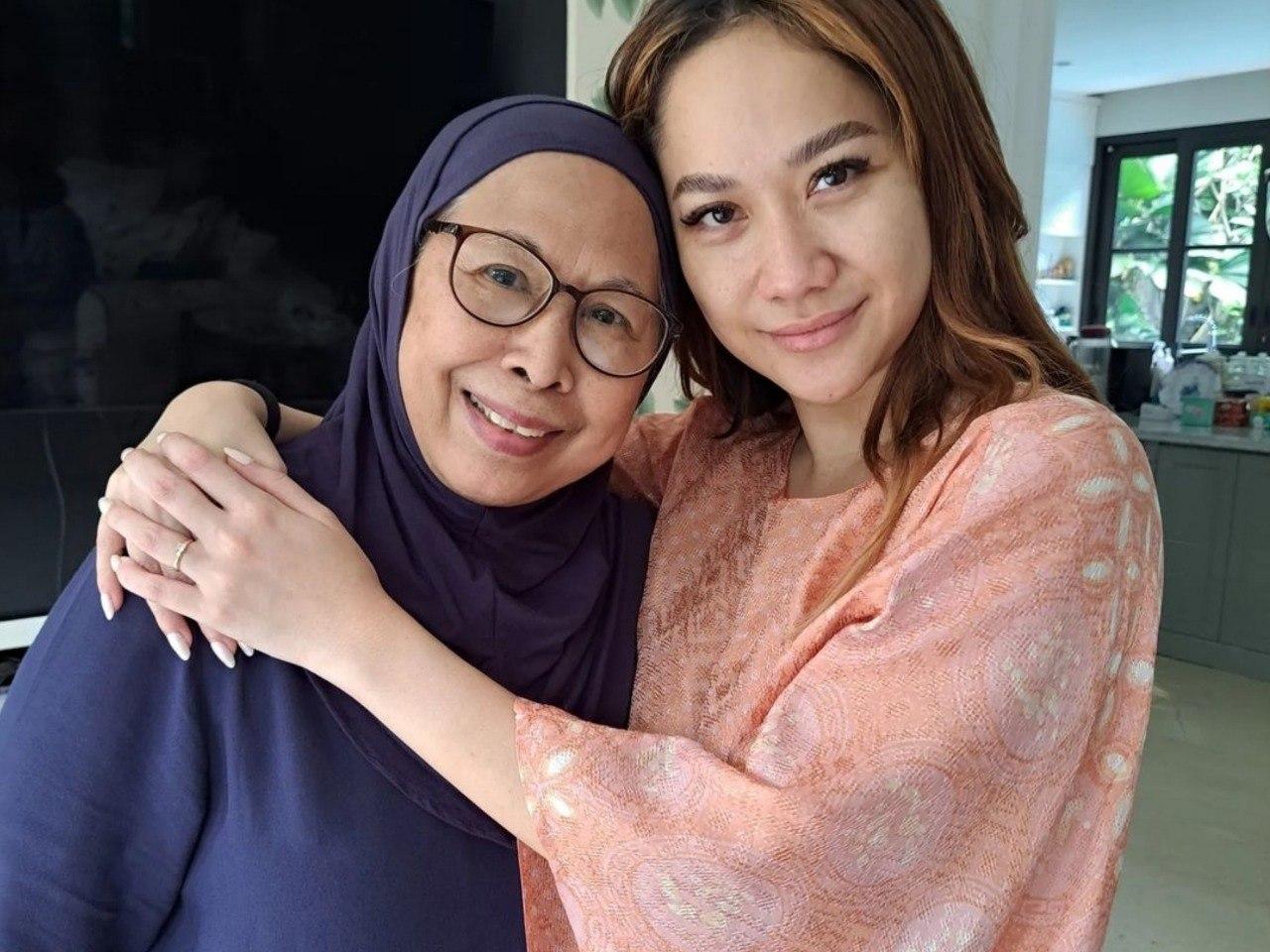 Isi Chat Ibu Ashraf Sinclair Bocor, BCL Bukan Menantunya Lagi