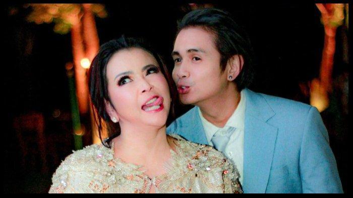 Jennifer Jill dan Ajun Perwira Adopsi Anak Setelah Program Bayi Tabung Gagal