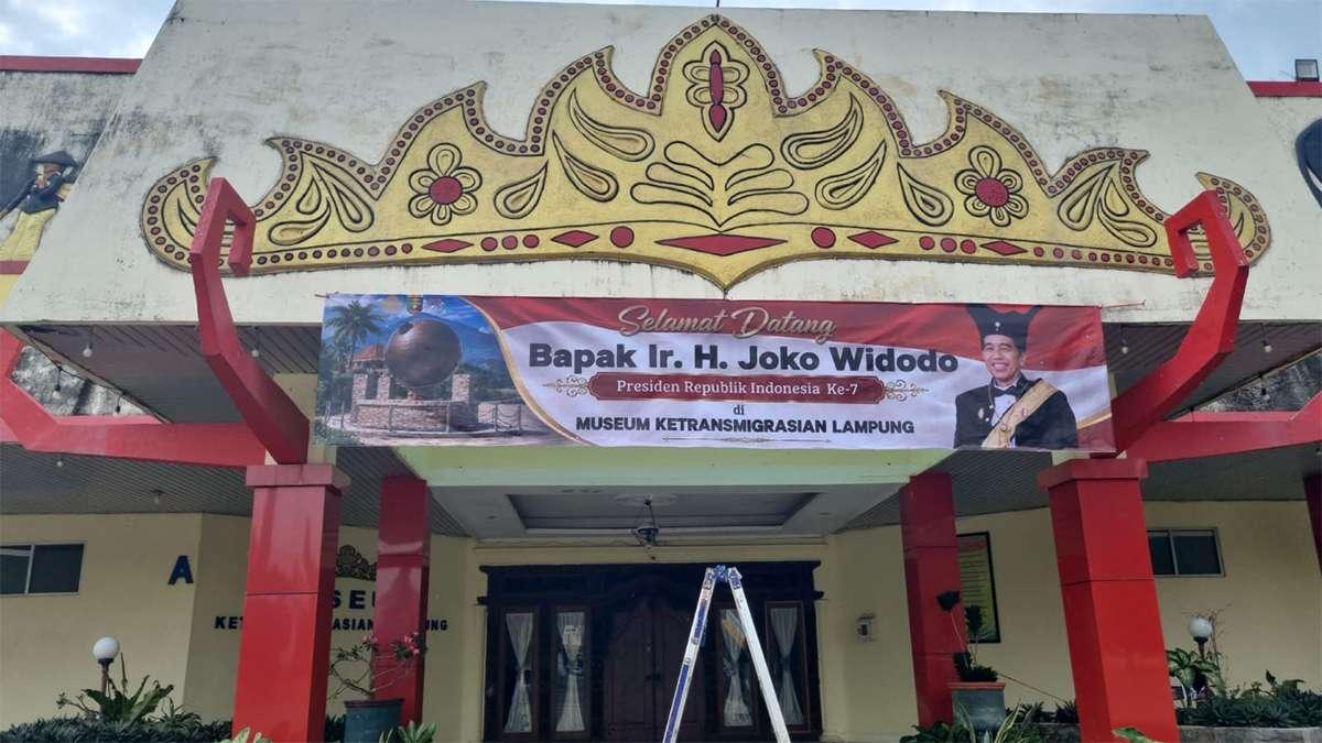 Kedatangan Jokowi ke Museum Ketransmigrasian Bawa Berkah, Tingkatkan Jumlah Kunjungan - Tribunlampung.co.id