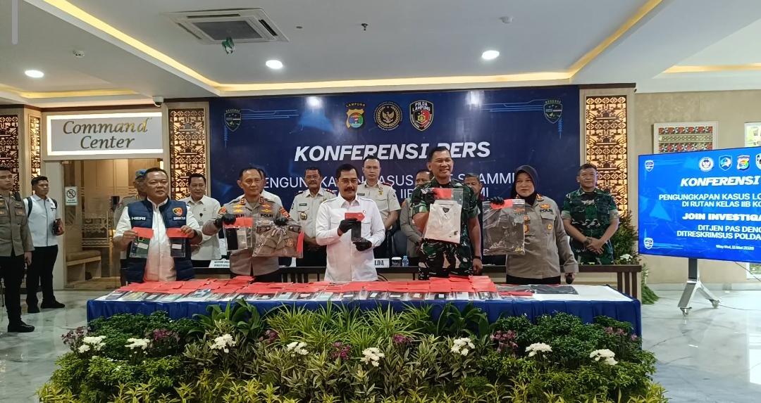 KERUGIAN-Suasana-konpers-di-Mapolda-Lampung-Senin-1152026.jpg